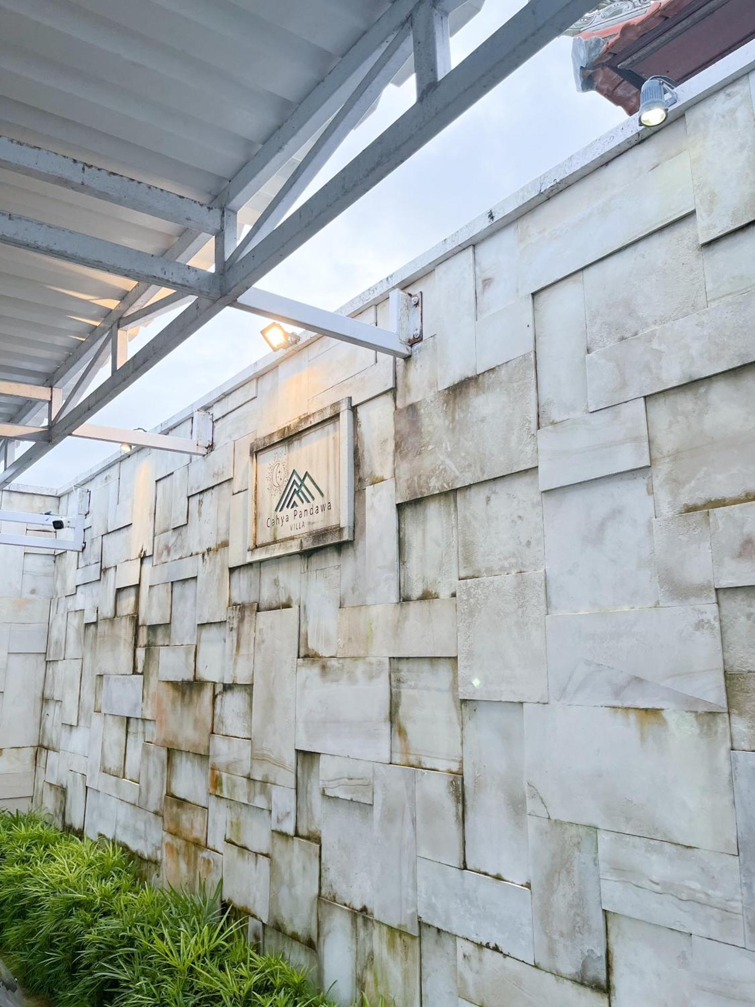 Cahya Pandawa Villa 5 Ungasan Екстериор снимка